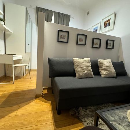 Et Apartment Cracow Krakow Bagian luar foto