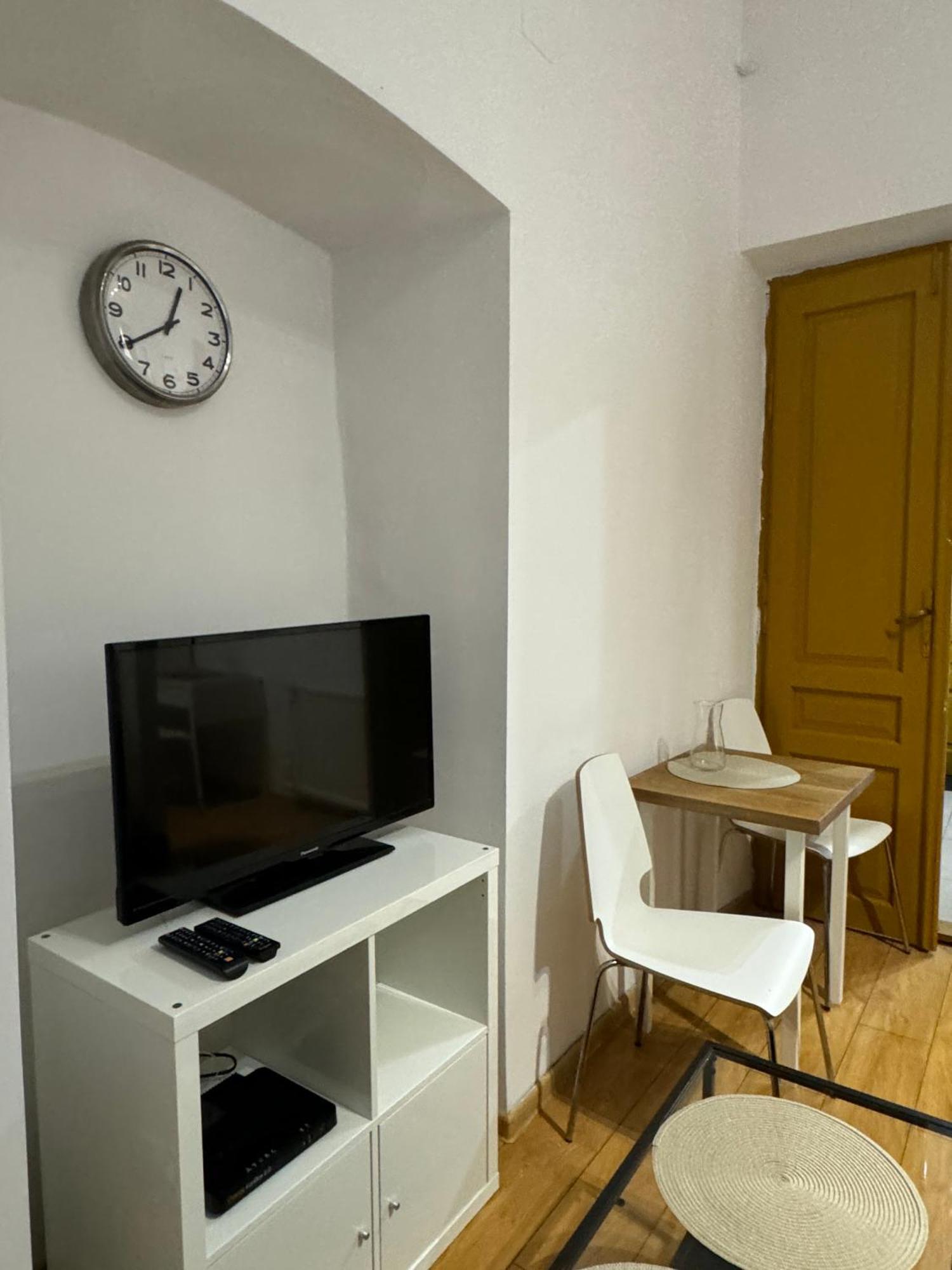 Et Apartment Cracow Krakow Bagian luar foto